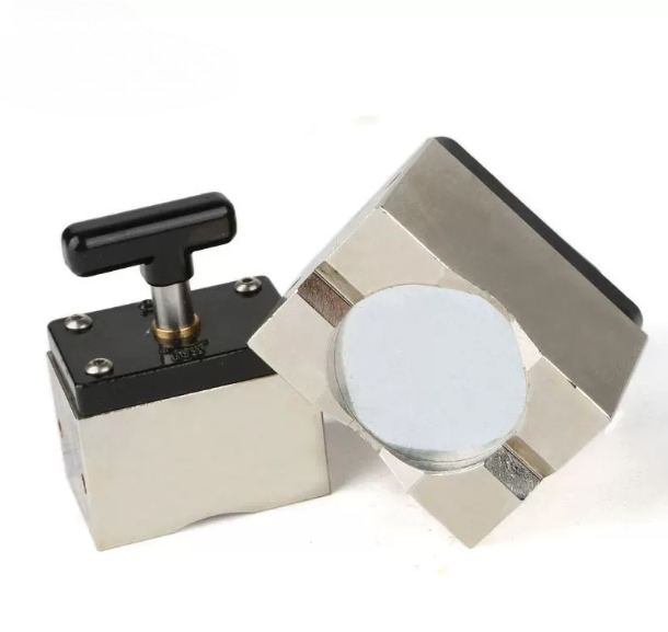 Supporto Magnetico Quadrato MW - Angle Clamp 90 recensione e prezzo
